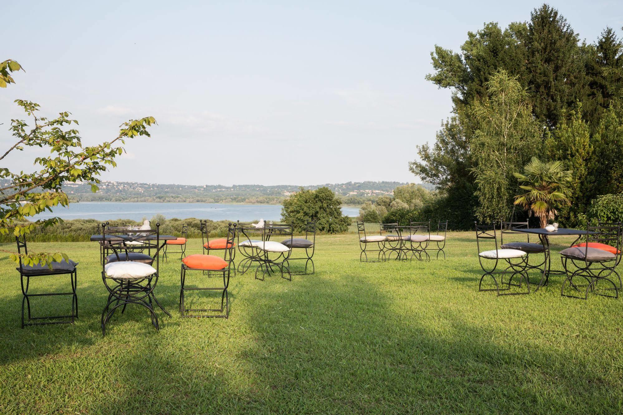 Equirelais Otel Lomnago Dış mekan fotoğraf
